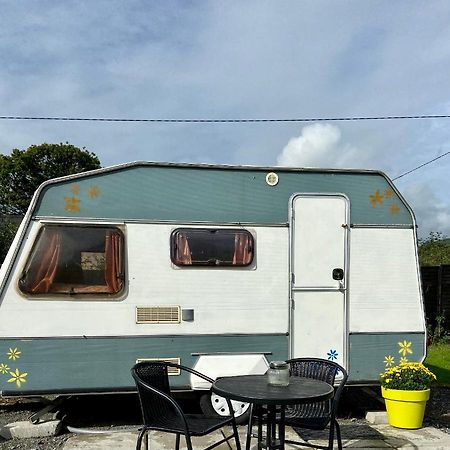 Hotel Cosy Caravan At Carrigeen Glamping Kilkenny Exterior foto