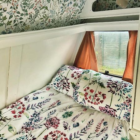 Hotel Cosy Caravan At Carrigeen Glamping Kilkenny Exterior foto