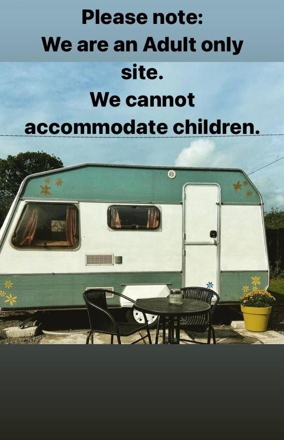 Hotel Cosy Caravan At Carrigeen Glamping Kilkenny Exterior foto