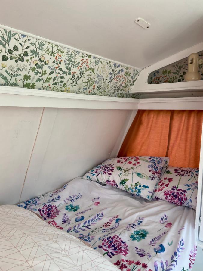 Hotel Cosy Caravan At Carrigeen Glamping Kilkenny Exterior foto